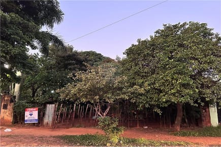 TERRENO EN LUQUE TERCER BARRIO