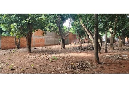 Vendo terreno de 412m2 en Luque Marin Ka'aguy