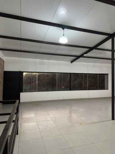 ALQUILO SALON COMERCIAL A ESTRENAR LUQUE -SAN LORENZO 