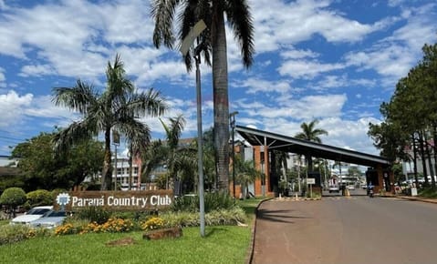 VENDO TERRENO EN PARANÁ COUNTRY CLUB