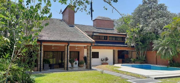 VENDO CASA EN BARRIO MARISCAL ESTIGARRIBIA 