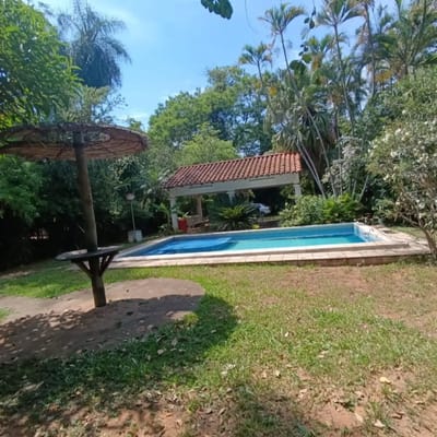 VENTA EXCLUSIVA CASA QUINTA EN SAN LORENZO!