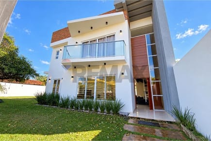RESIDENCIA EN PUERTA DEL LAGO – SAN BERNARDINO