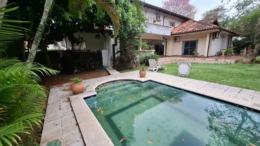 Residencia en alquiler en Lambaré