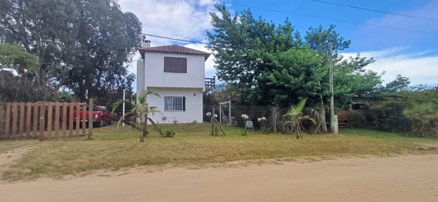 Op!! Excelente -con Papeles- Prox Playa- De Material- Pta Rubia