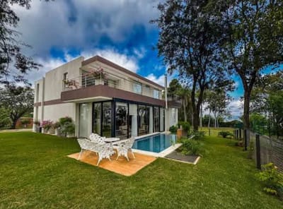Residencia Premium en Aqua Village | 4 Dormitorios y Piscina