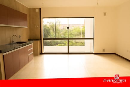 HERMOSO DEPARTAMENTO DE 2 DORMITORIOS CON PARQUEO EN VENTA- ZONA NORTE