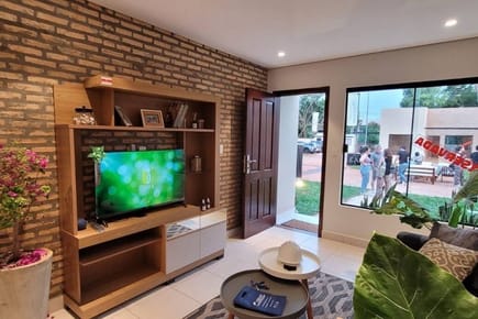 CASA EN VENTA EN LUQUE