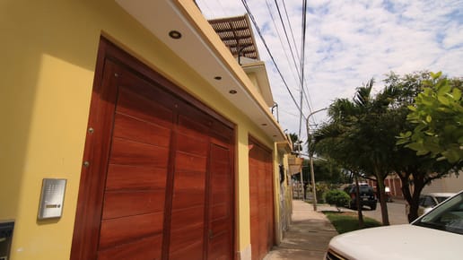 AMPLIO TRIPLE EN ALQUILER – URB. LOS COCOS DEL CHIPE-PIURA