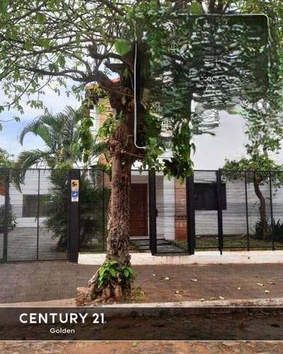 Casa en el corazón de Los Laureles – Asunción, Paraguay