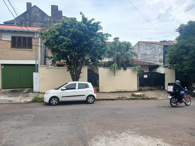 VENDO CASA EN BARRIO VILLA AURELIA!!!!