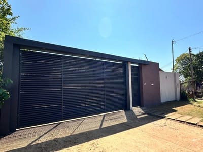 VENDO CASA A ESTRENAR EN CIUDAD DEL ESTE 
