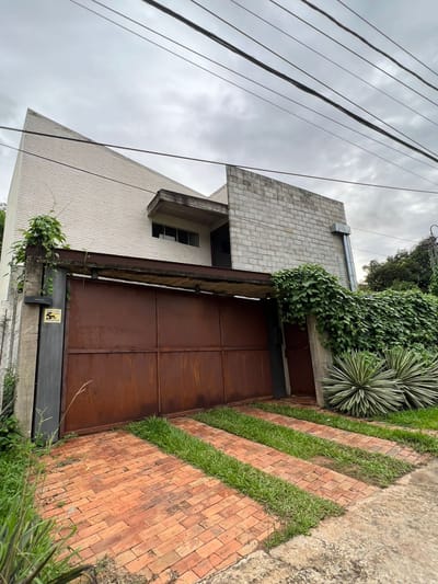 Amplia Casa en Luque ideal para Empresa o Vivienda ????✨ alquiler 
