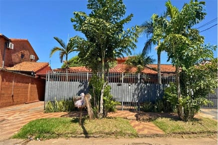 VENDO CASA EN BARRIO SAN JORGE