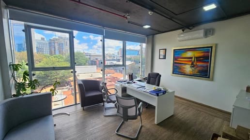 Alquilo Oficina Corporativa en Villa Morra