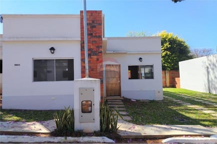 Casa - Venta - Luque, Paraguay