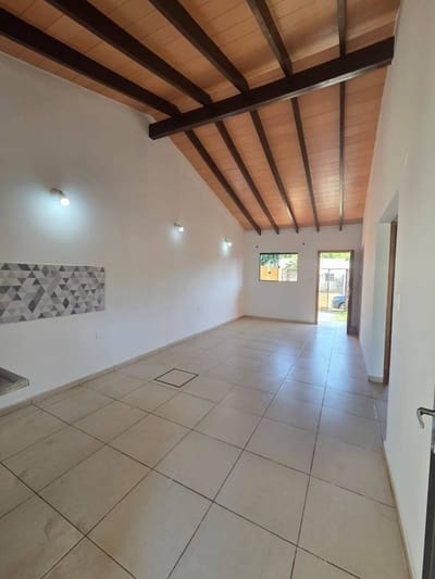 VENDO CHALET EN SAN LORENZO - BARRIO REDUCTO