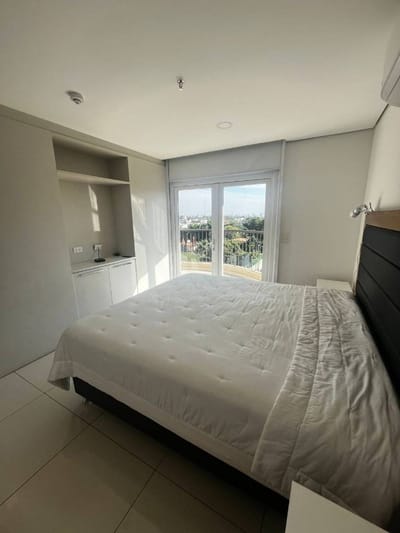 ALQUILER – HERMOSO DEPARTAMENTO A PASOS DEL SHOPPING DEL SOL