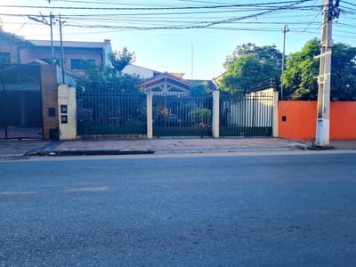 ATENCION INVERSIONISTAS Y/O FAMILIAS, CENTRO DE SAN LORENZO