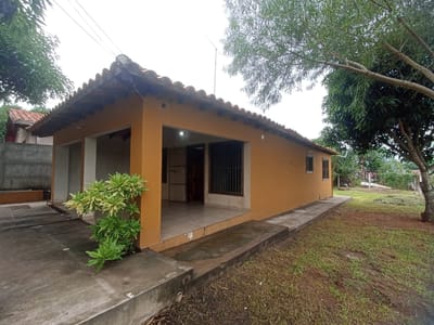 Vendo Casa En Ypané A 600mts De Acceso Sur