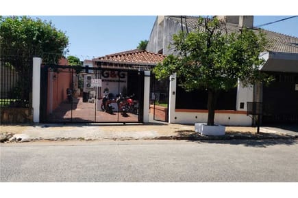 Casa-Venta-1981 campo Via, San Vicente, Asunción