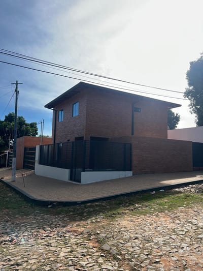 VENDO DUPLEX A ESTRENAR 