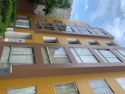 Se alquila departamento de 03 dormitorios en 4to piso