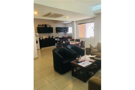 VENDO DUPLEX CON PISCINA ZONA CONMEBOL LUQUE