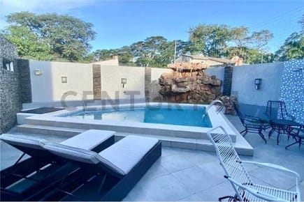VENDO CASA en LAMBARE