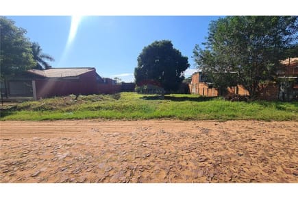 VENDO AMPLIO TERRENO DE 776 M2 EN LAMBARE