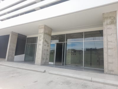 Local Comercial en Venta Edif. Curupau Isuto 4to anillo