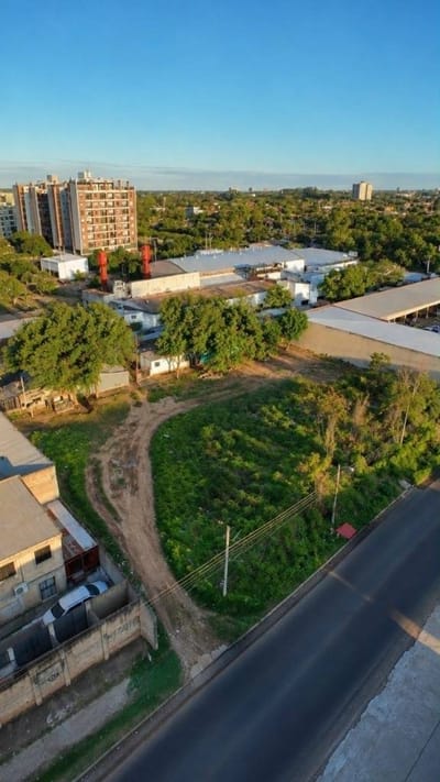 VENDO TERRENO AMPLIO EN BARRIO YTAY