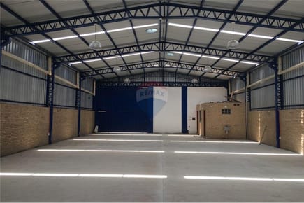 VENTA DE DEPÓSITO EN SAN LORENZO