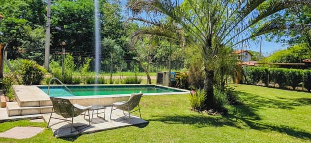EN VENTA AMPLIA CASA EN SAN BENARDINO