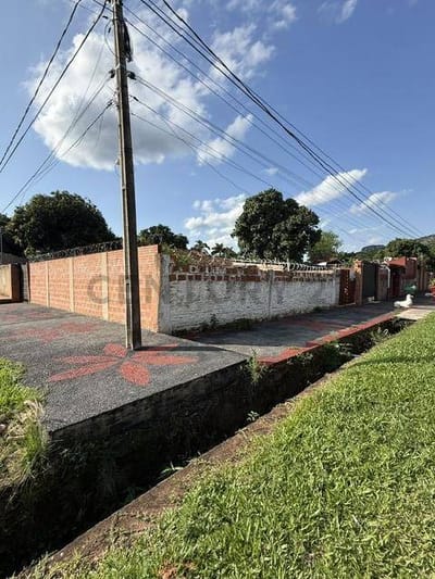 Vendo Casa en Paraguari