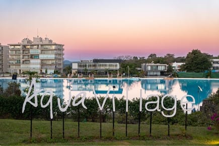 En venta Residencia en Aqua Village, A Pasos De La Laguna