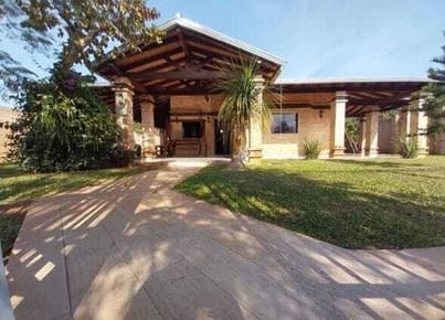 EN VENTA |  CASA EN CAPIATÁ