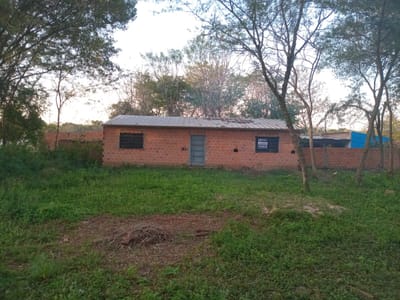 Vendo o permuto casa en Luque Itapuamí 1