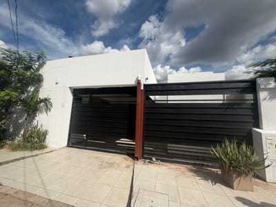 Casa con piscina en alquiler, Av San Aurelio 4to anillo