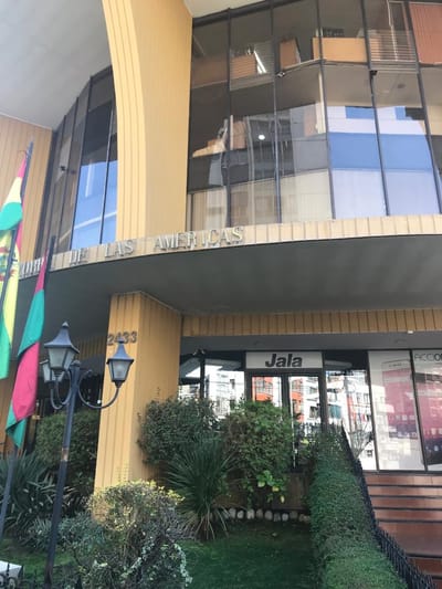 Local Comercial Estrategicamente Ubicado