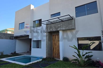 Casa - Venta - Luque, Central, Paraguay, Ven a conocerlo!