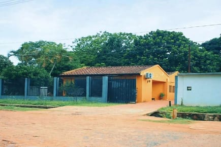 Casa-Venta-Laurelty, Luque, Central