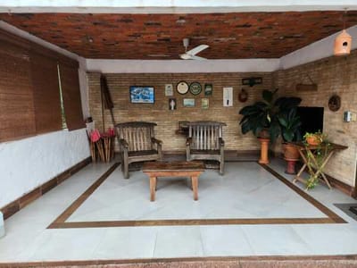 ¡VENDO AMPLIA PROPIEDAD EN YPANÉ!