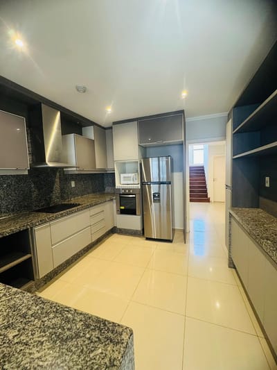  Penthouse de lujo en alquiler – Mburucuya - 460 m2
