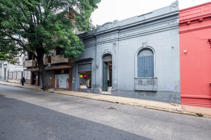 Vendo Propiedad en Asunción Sobre Herrera - Centro