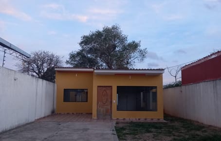CASA EN ALQUILER - ZONA LA GUARDIA