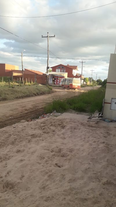 TERRENO EN LA ZONA DE LA AV/MOSCU
