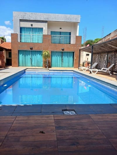 VENDO CASA QUINTA – CAPIATÁ | BARRIO CERRITO