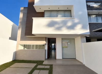 CASA EN VENTA ZONA ESTE