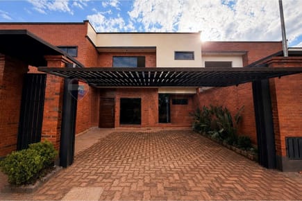 En venta dúplex moderno en etapa de terminación